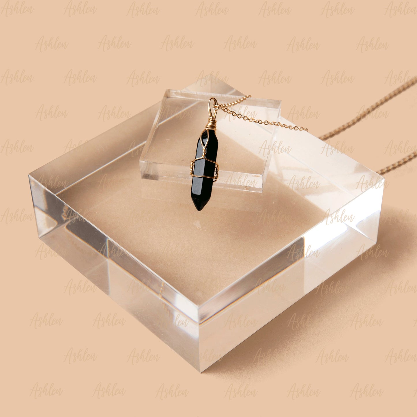PENDULUM NECKLACE