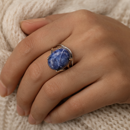 EXQUISITE VINTAGE RING (ADJUSTABLE)