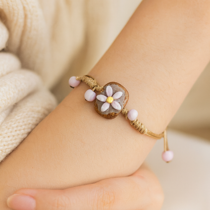 DELICATE FLOWER BRACELET (ADJUSTABLE)