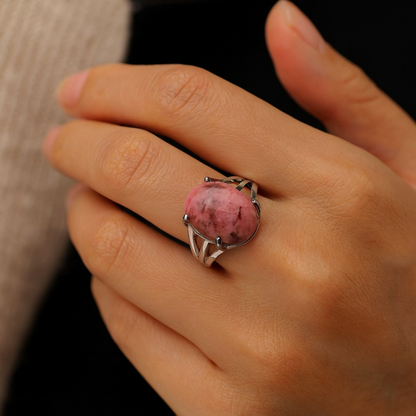 EXQUISITE VINTAGE RING (ADJUSTABLE)