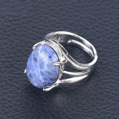 EXQUISITE VINTAGE RING (ADJUSTABLE)