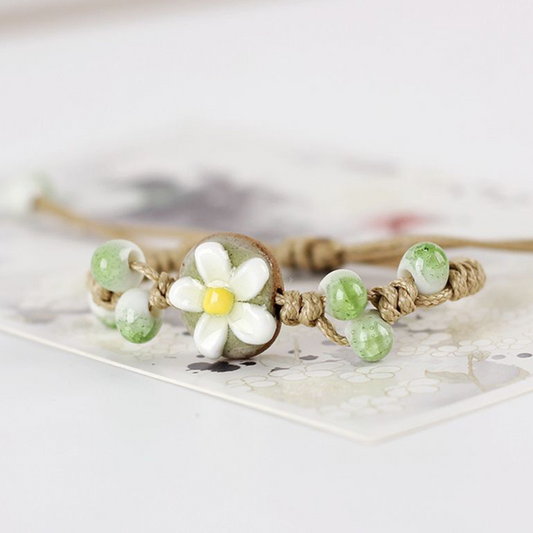 DELICATE FLOWER BRACELET (ADJUSTABLE)