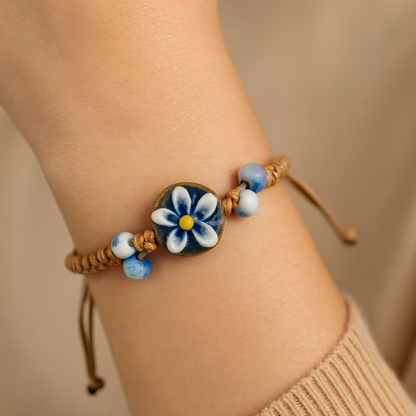 DELICATE FLOWER BRACELET (ADJUSTABLE)