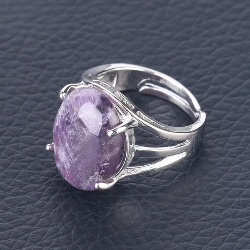 EXQUISITE VINTAGE RING (ADJUSTABLE)