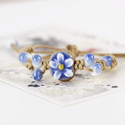 DELICATE FLOWER BRACELET (ADJUSTABLE)