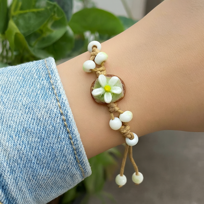 DELICATE FLOWER BRACELET (ADJUSTABLE)